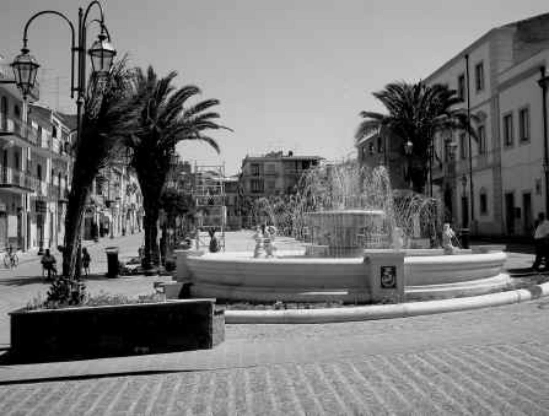 Sondaggio fontana Piazza Regina Margherita