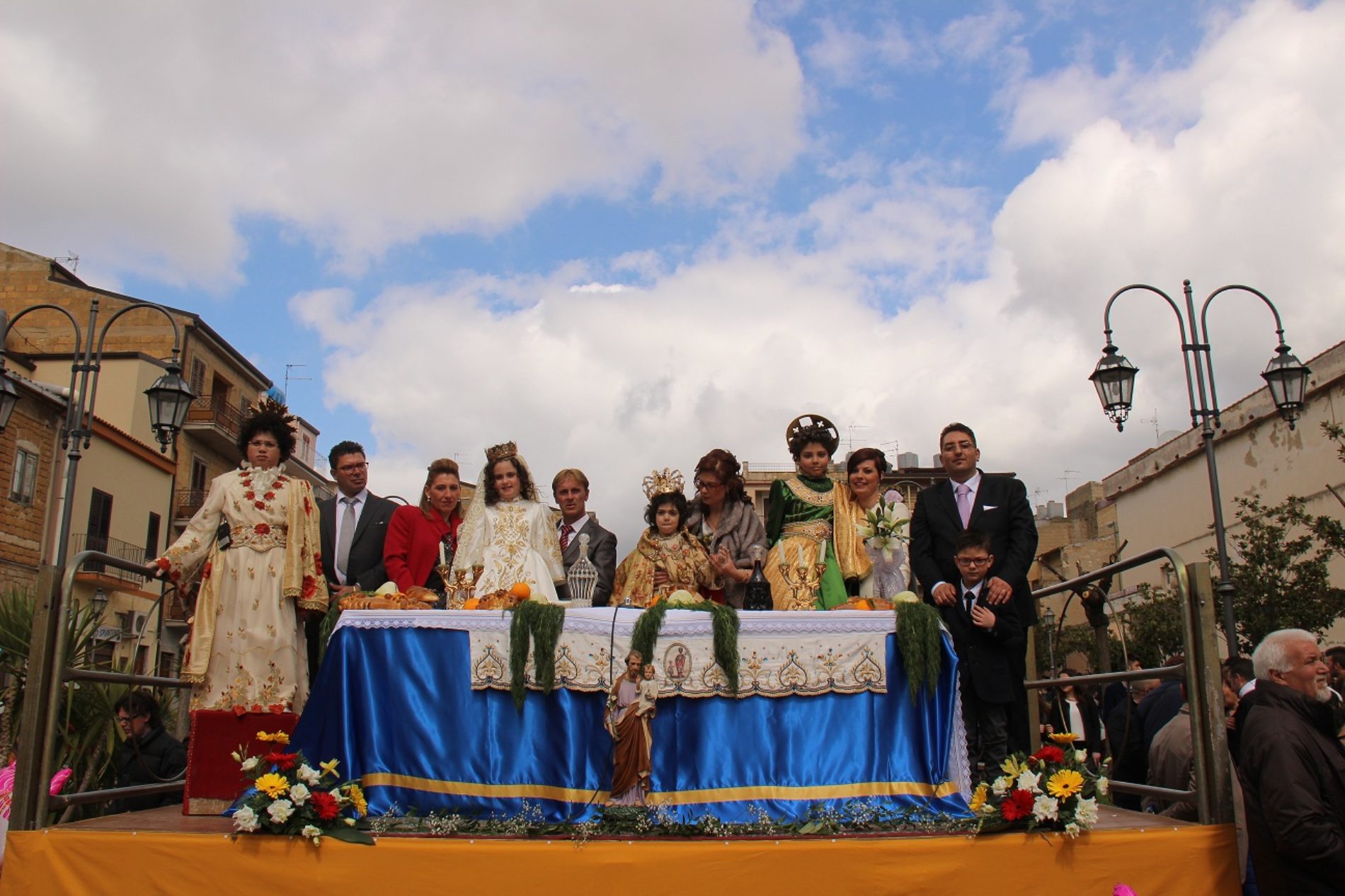 Festa di San Giuseppe: partecipata la sacra rappresentazione stamattina in piazza Regina Margherita: