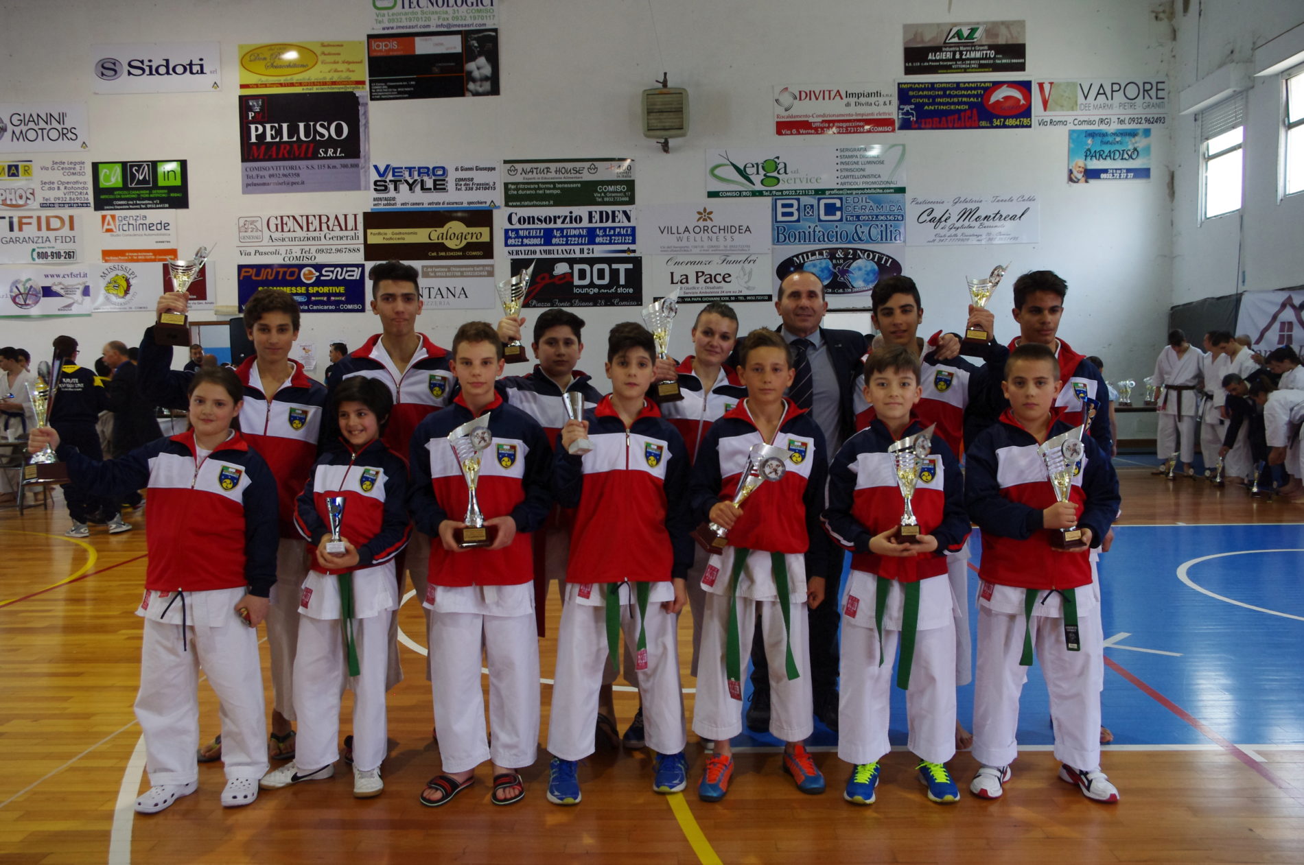 Lo Shotokan Club di Barrafranca conquista A Comiso il primo posto nel medagliere.