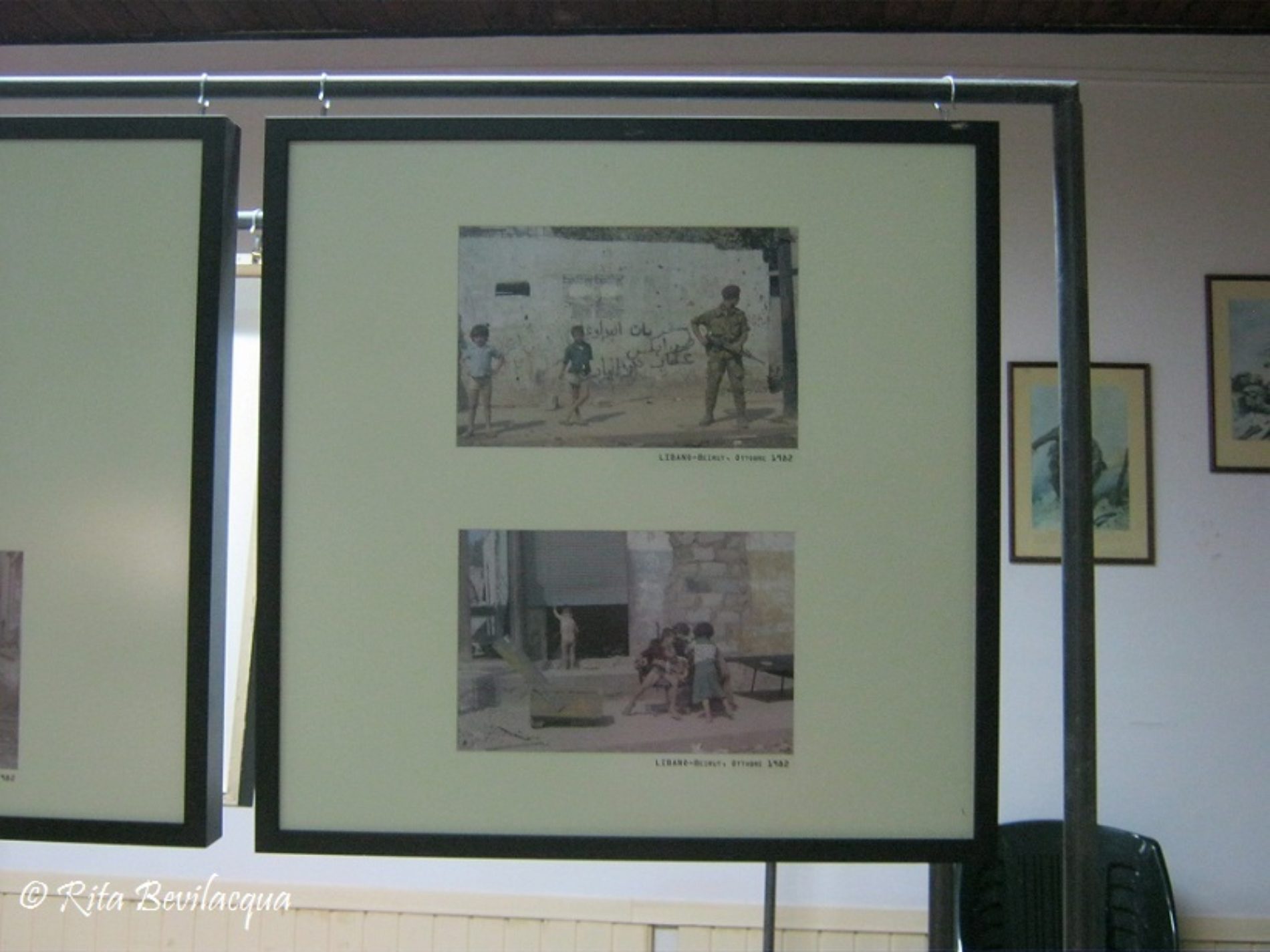 Inaugurata la mostra fotografica “Bambini nella Guerra”, nella sede dell’Ass. Naz. Carabinieri di Barrafranca