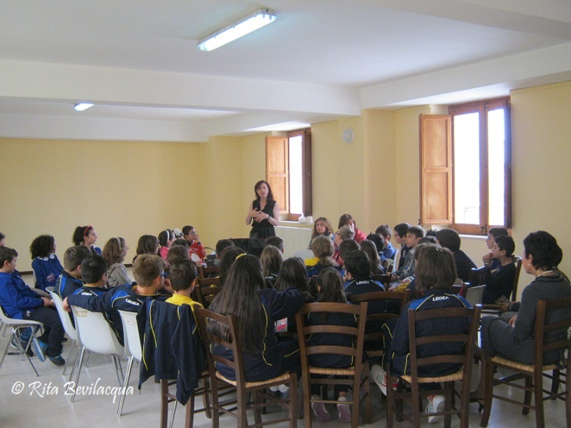 Oggi nella sala Convegni della Biblioteca Comunale di Barrafranca (EN) si è svolto l’evento LIBRIAMOCI. LETTURE AD ALTA VOCE
