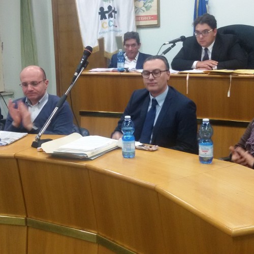 Sfiducia del sindaco Lupo. Il consigliere comunale Di Dio: ” E’ stato il sindaco dei bla, bla, bla”. Lo Monaco: ” E’ stato il peggior sindaco di tutti i tempi”