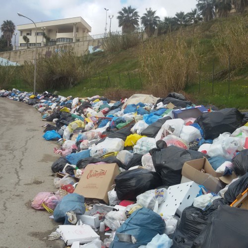 I candidati al consiglio comunale  della lista Udc si esprimono sul problema rifiuti
