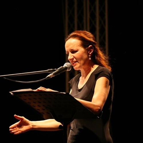 Maddalena Crippa incanta il pubblico del teatro Garibaldi di Enna