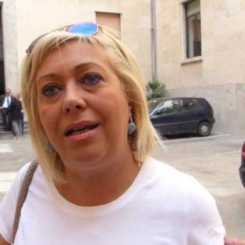 L’assessore regionale Luisa Lantieri incontra i precari del comune ai quali il 31 dicembre scade il contratto