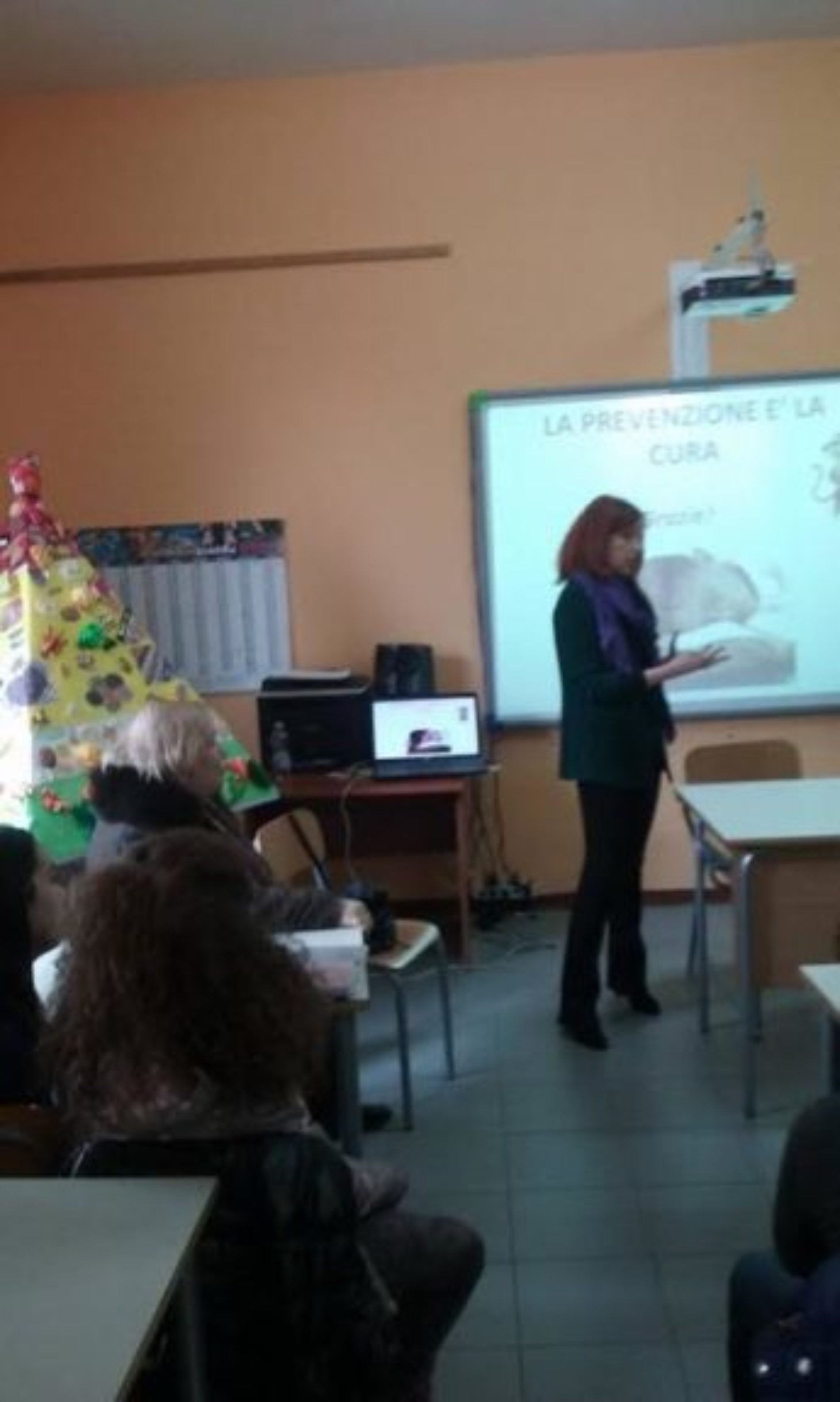 Conferenza “Sana Alimentazione e la prevenzione delle malattie”, tenutasi nella scuola Don Milani di Barrafranca
