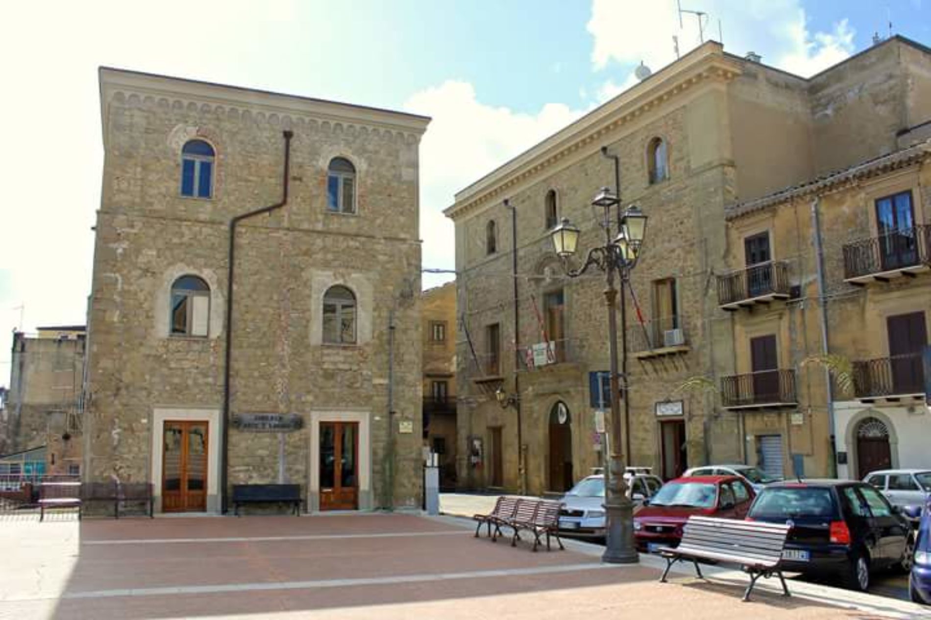 Scoperto a Troina un archivio con lettere inedite di Mazzini e Garibaldi: nel cuore della Sicilia nascerà un museo del Risorgimento