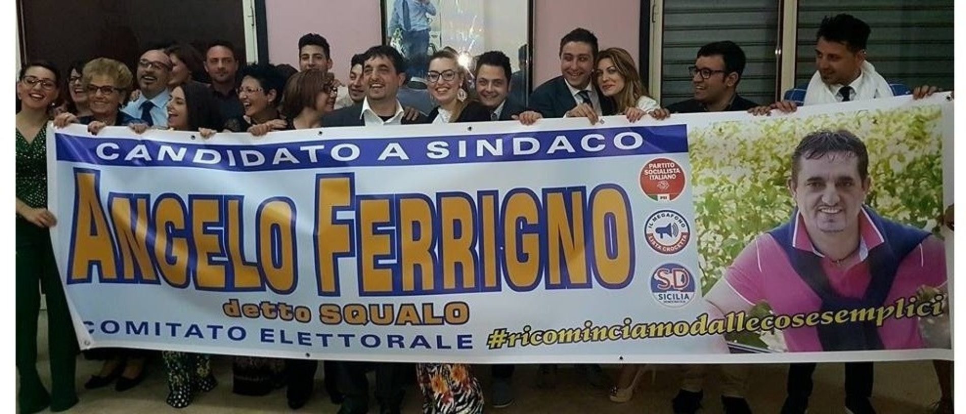 Angelo Ferrigno presenta i 47 candidati al consiglio comunale che lo sostengono a candidato sindaco