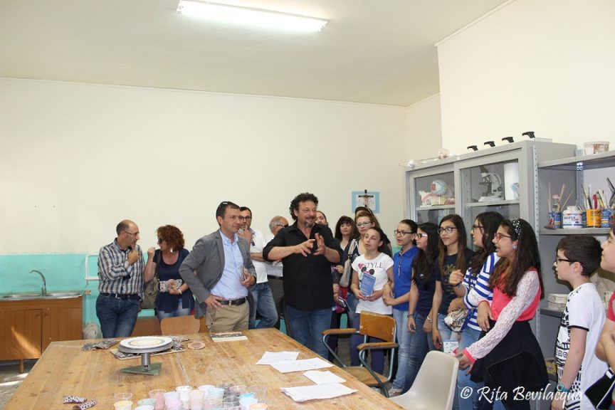 Inaugurazione del pannello NOI LEALI presso la scuola G. Verga