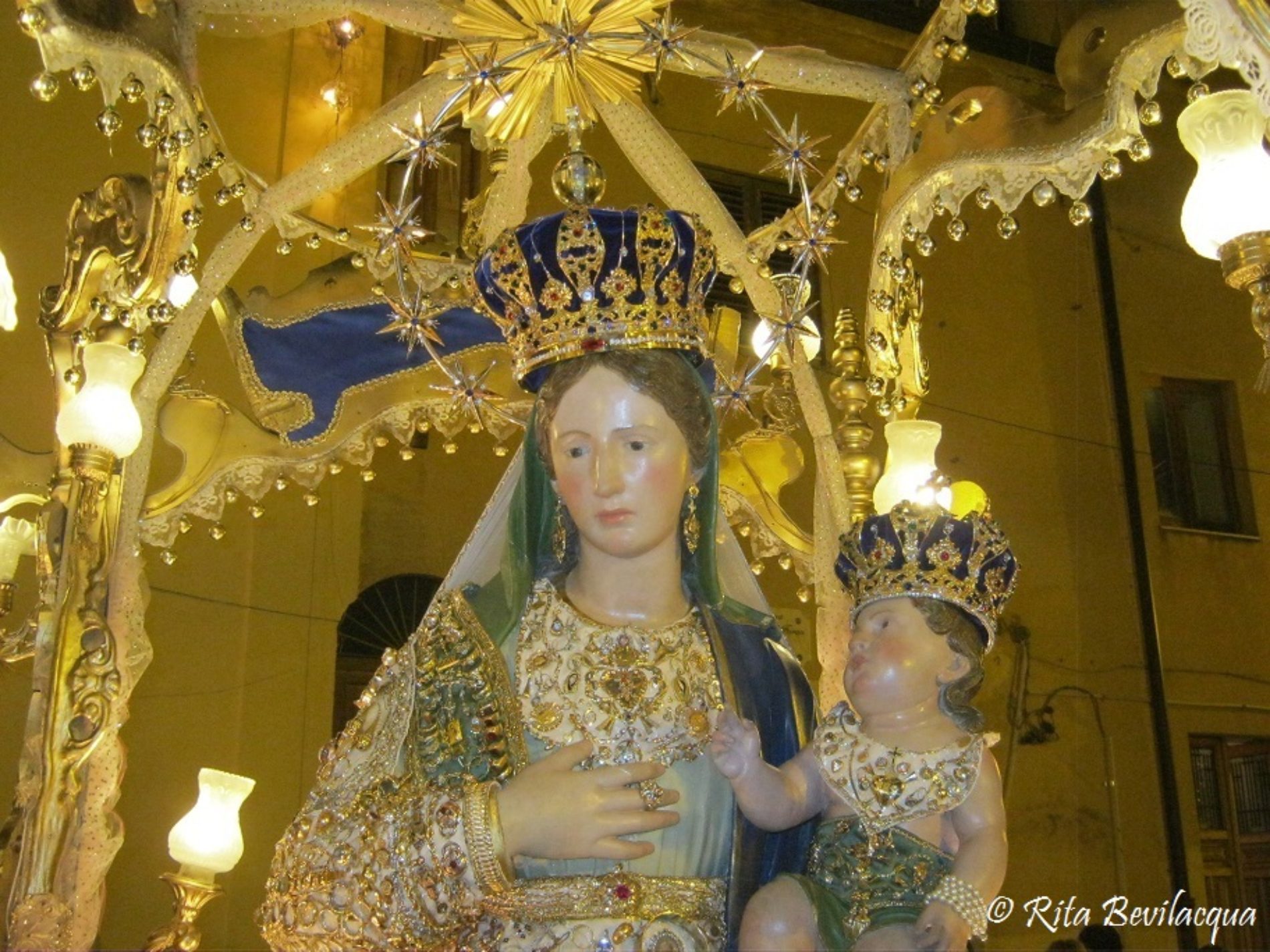 Inizio della novena in onore della Madonna delle Grazie
