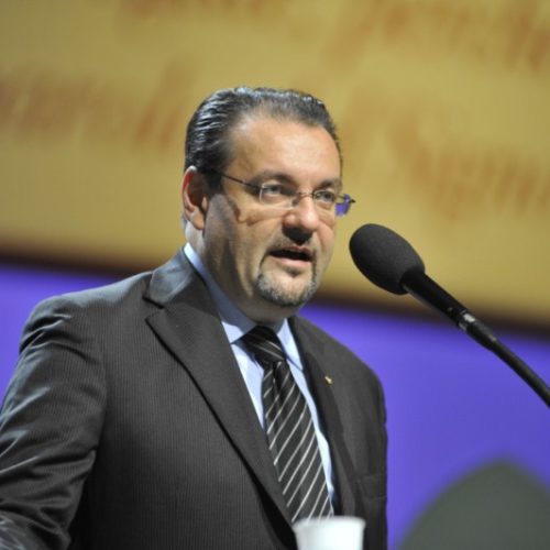 Mario Landi di Rns: “Per un uso ecclesiale dei carismi, a servizio della Nuova Evangelizzazione”