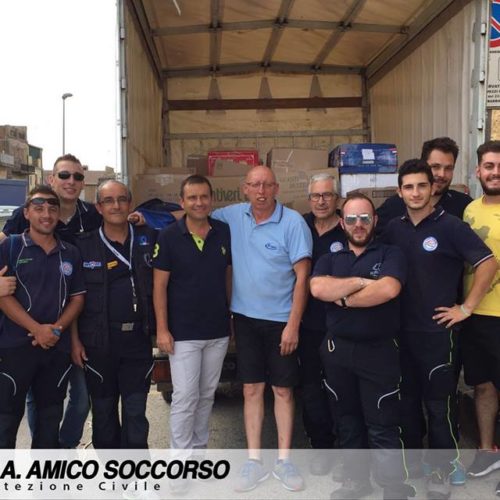Volontari barresi nelle zone terremotate per consegnare la raccolta effettuata nei giorni scorsi