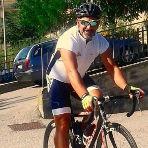 Ciclista ennese investito da un’auto perde la vita nella Pergusina