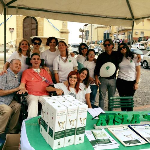 Raccolti fondi per l’Aisla a Barrafranca che è stata una delle 150 piazze d’Italia in cui si è svolta l’inizaitiva
