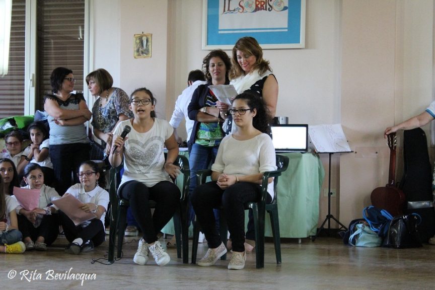 festa-dei-nonni-2016-scuole-medie-barrafranca-2