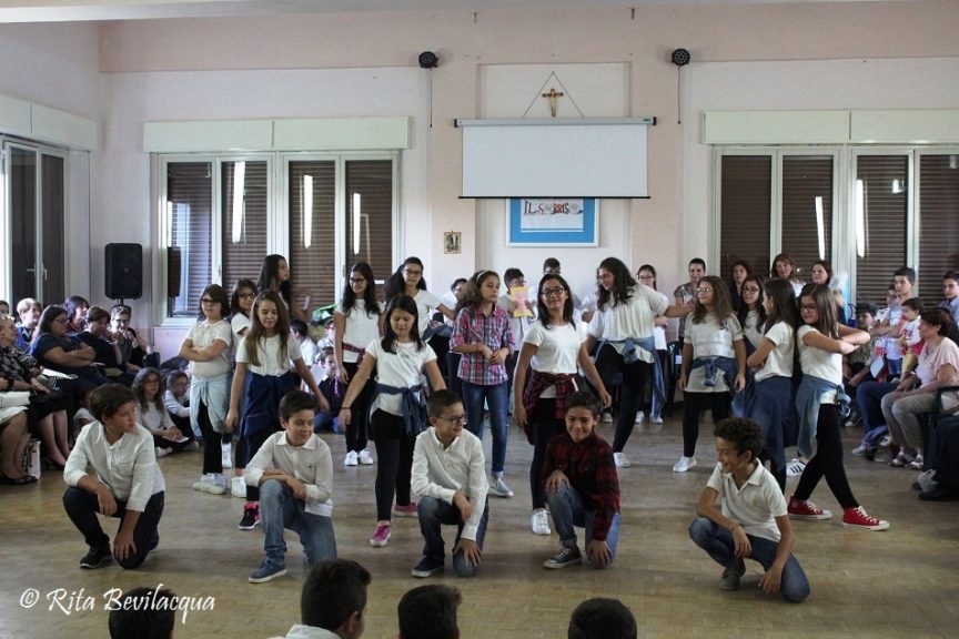 festa-dei-nonni-2016-scuole-medie-barrafranca-4