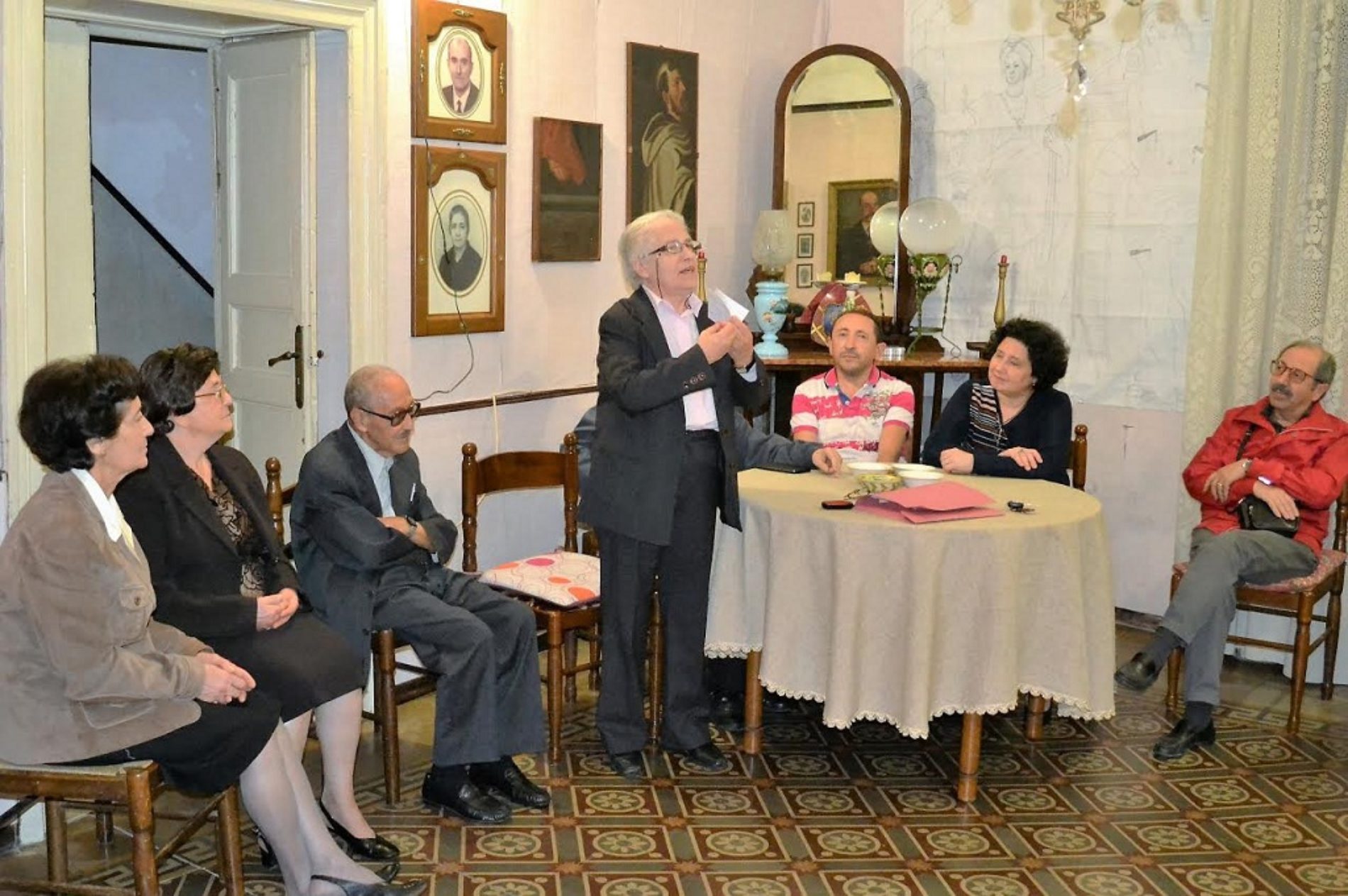 Il Salotto artistico-letterario “Civico 49” ospita il poeta novantaduenne Giuseppe Faraci