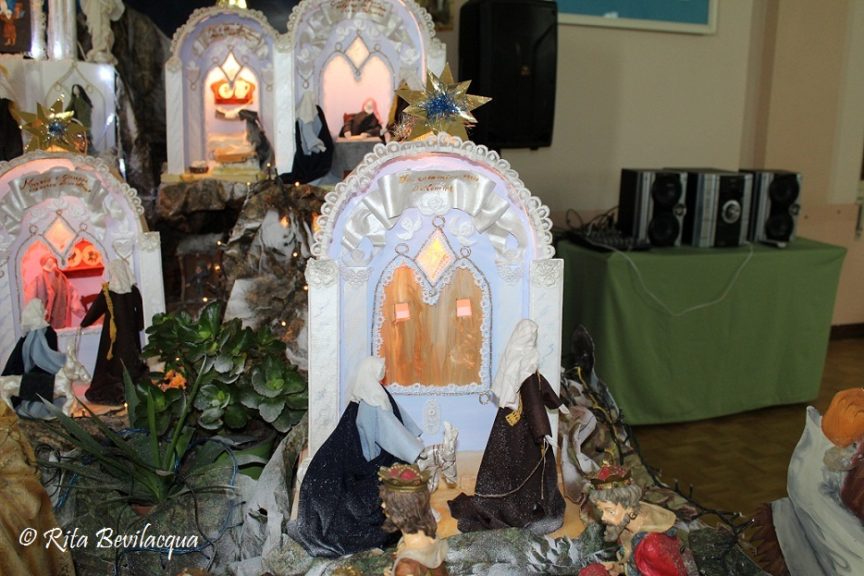 -“In Cammino con Maria”, il presepe 2016 della prof.ssa Maria Costa (3)