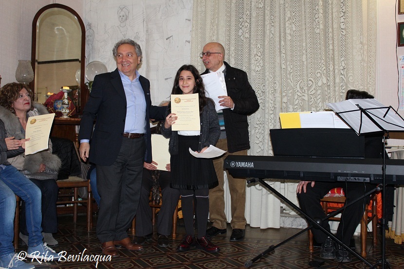 Salotto letterario- scuola primaria concorso FERRERI