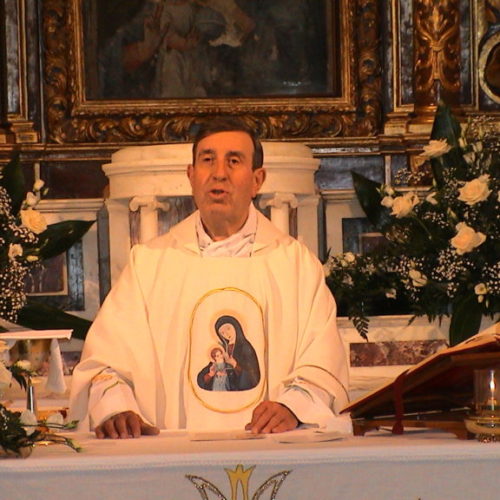 Mons. Giovanni Bongiovanni celebra la messa con Papa Francesco