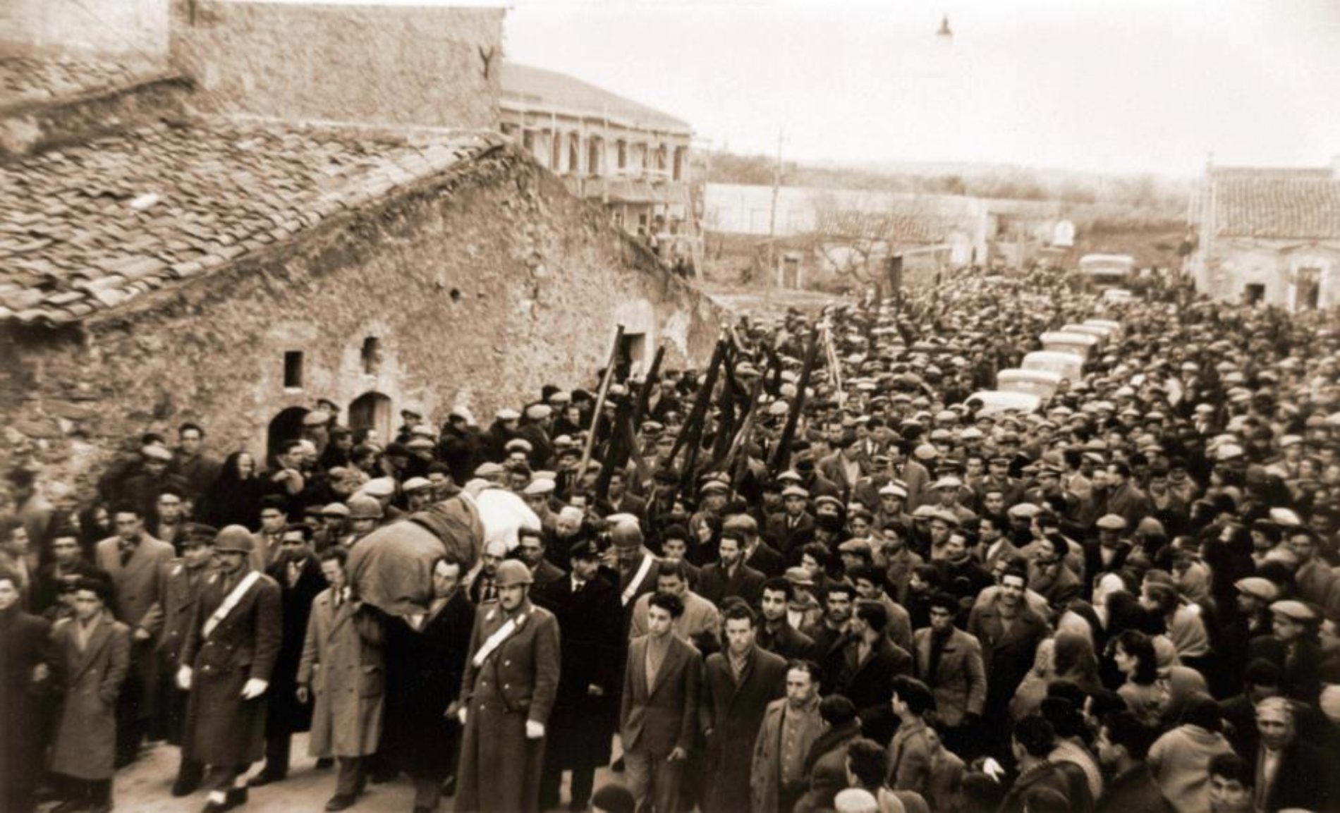 13 febbraio 1956 veniva ucciso a Barrafranca il maresciallo SALVATORE TROJA