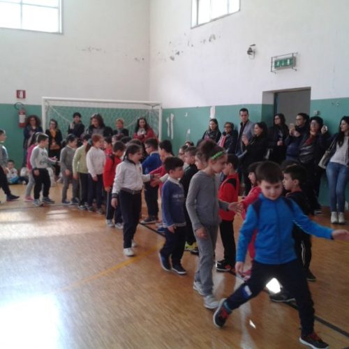 Pietraperzia. Giochi di Primavera con esercizi di abilità alla scuola “Verga”