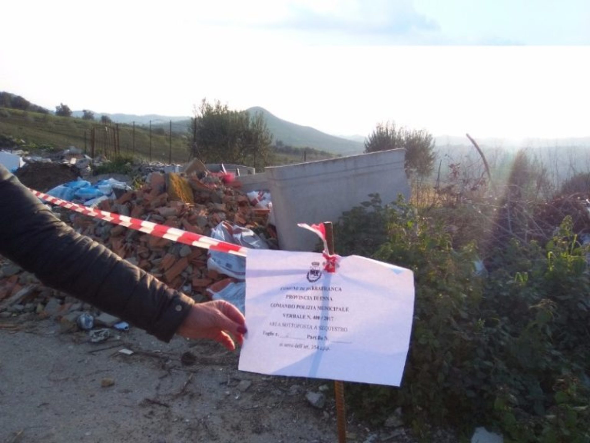 Sequestro di una discarica abusiva in contrada “Canalotto – Pozzillo”