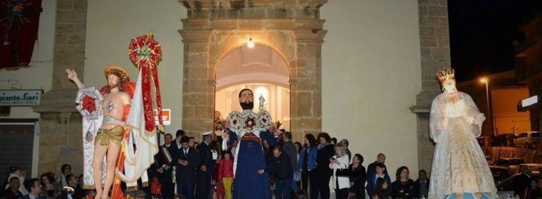 Partecipata la processione de “A Giunta”. Il Cristo Risorto ritorna dopo 19 anni nella chiesa di San Francesco