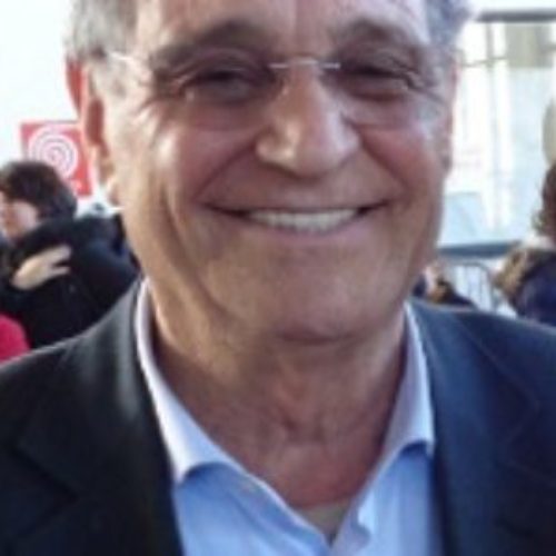 ENNA.  Il presidente onorario dell’Associazione Luciano Lama Pino Castellano alla presentazione del libro di Enzo Barnaba’ “Il Passo Della Morte”.