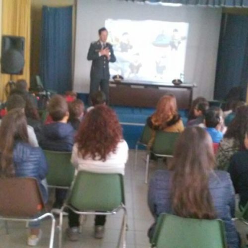 Barrafranca. Incontro sulla Legalità economica: la Guardia di Finanza incontra gli alunni del “Verga”