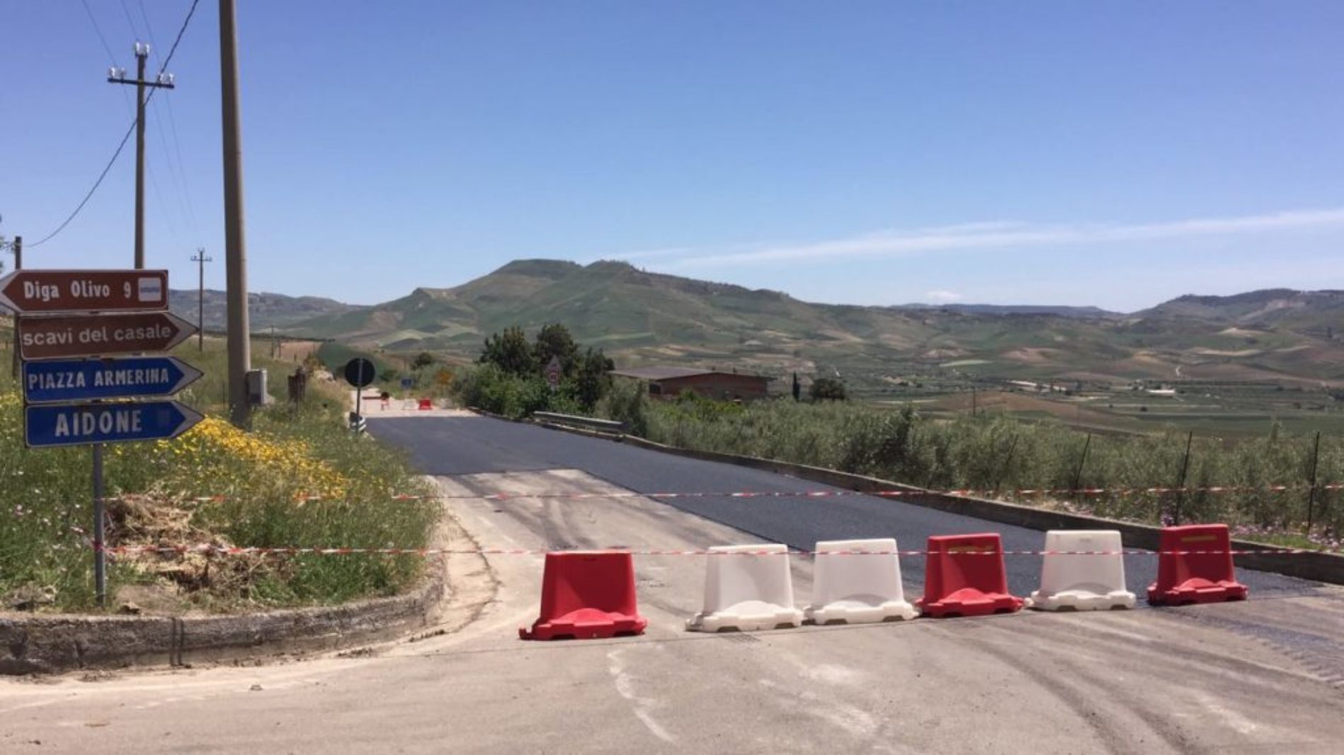 La viabilità lungo il tratto della Sp 15 è possibile percorrerla, proprio ad un anno dalla chiusura