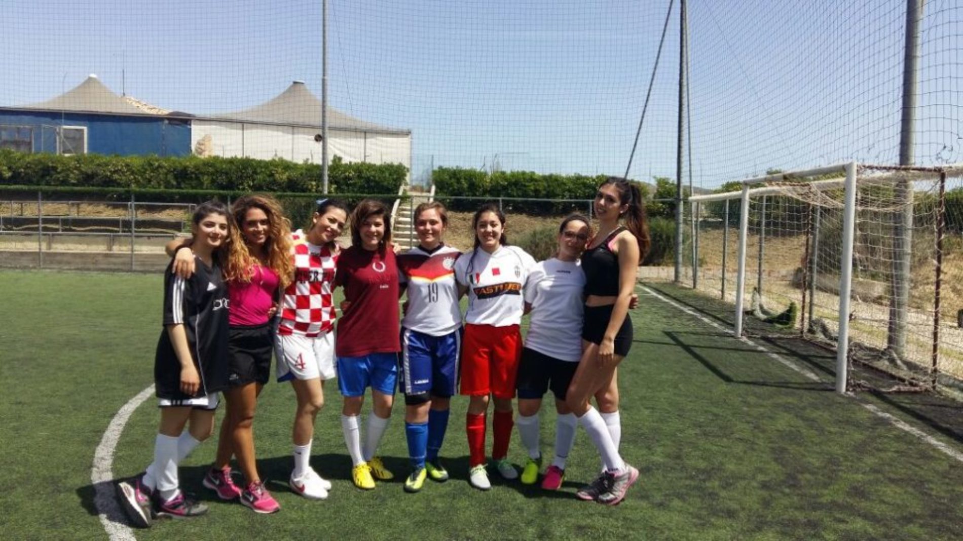 Al Privilege 12 ore di calcio “no stop” tra gare e “arrusti e mangia”