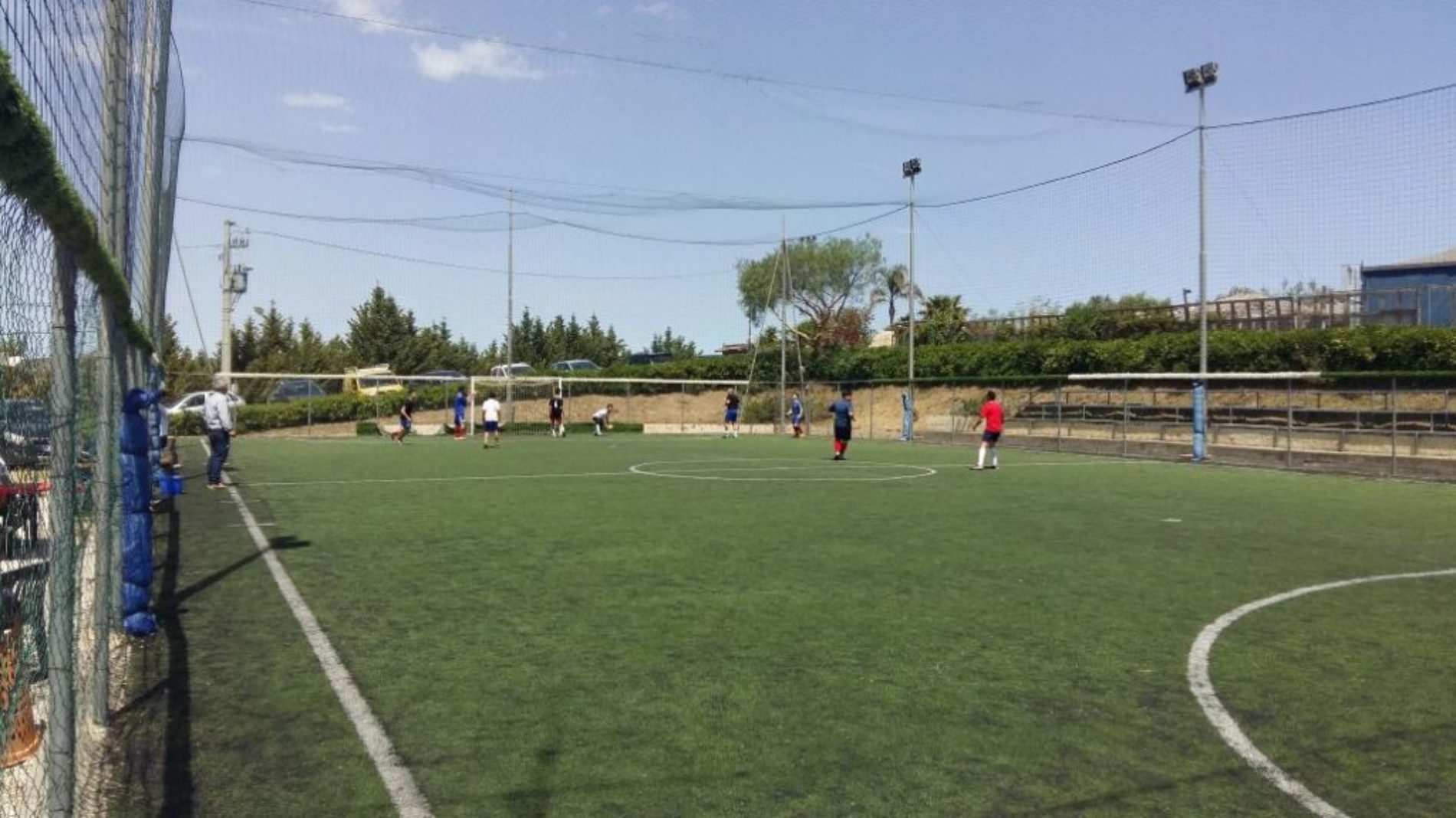 Al Privilege 12 ore di calcio “no stop” tra gare e “arrusti e mangia”