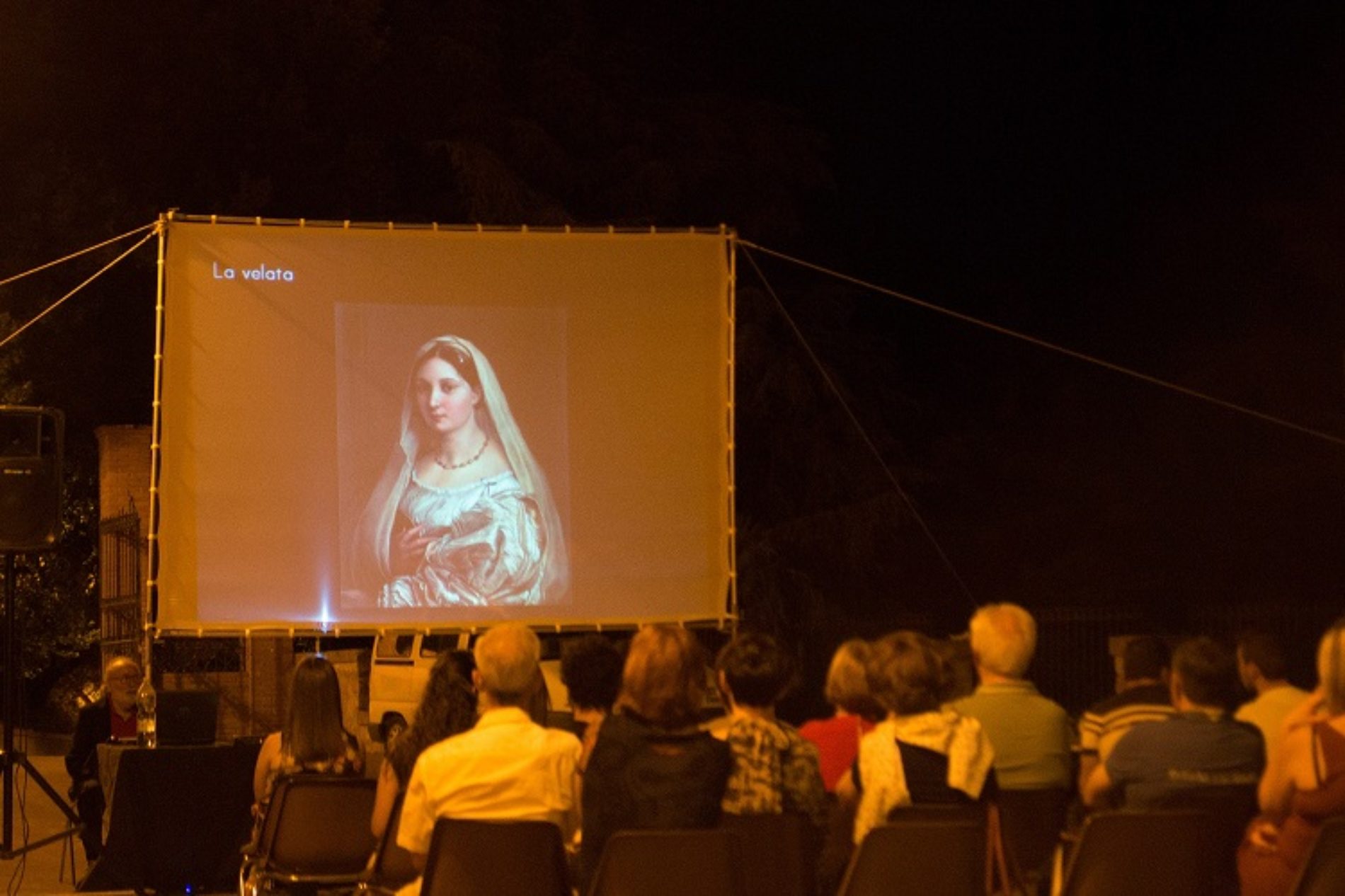 “La Storia dell’Arte in Musica” di Sebastiano Occhino incanta il pubblico