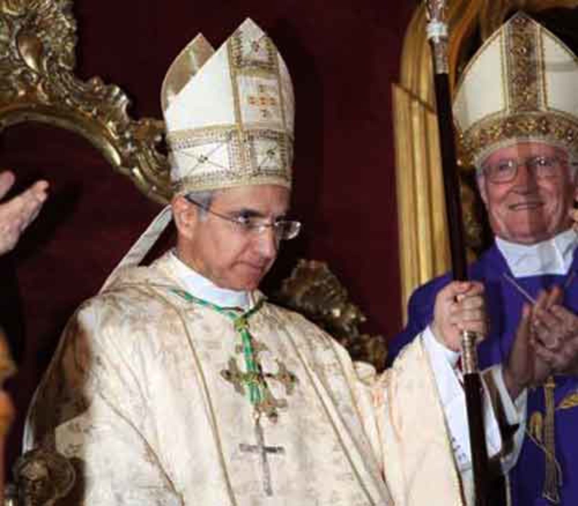 Il vescovo e il clero barrese si pronunciano sull’evento degli “Arcangeli”