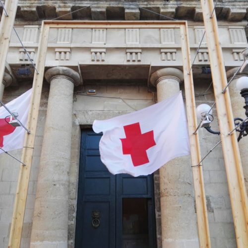Enna – La Città e la Beneficenza a Favore della Croce Rossa