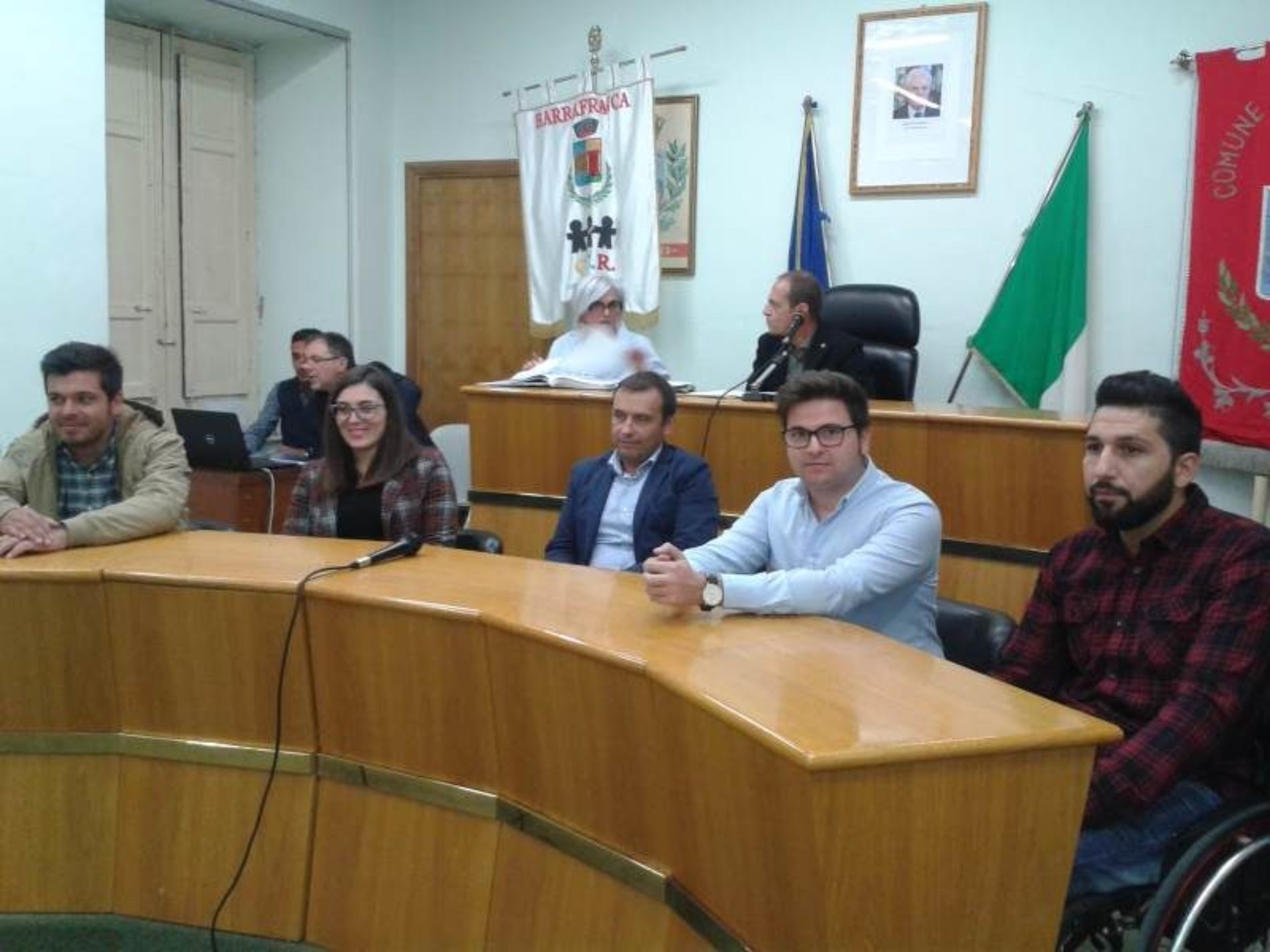 Barrafranca, respinto dal consiglio comunale l’atto di censura nei confronti del sindaco Fabio Accardi. Il sindaco: “Non si ripeterà più la nostra assenza”