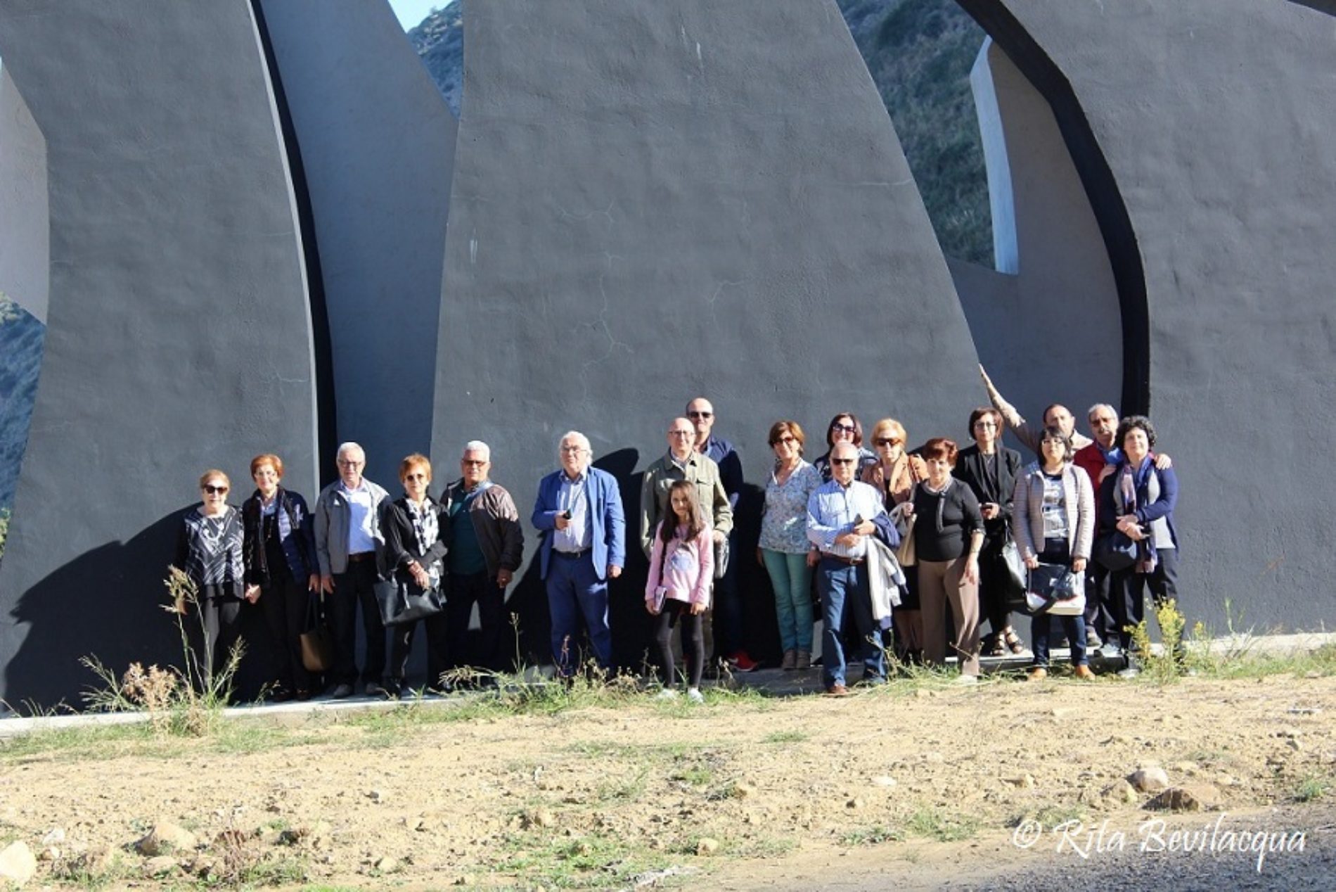 Il Salotto artistico- letterario “Civico 49” in visita alla FIUMARA D’ARTE