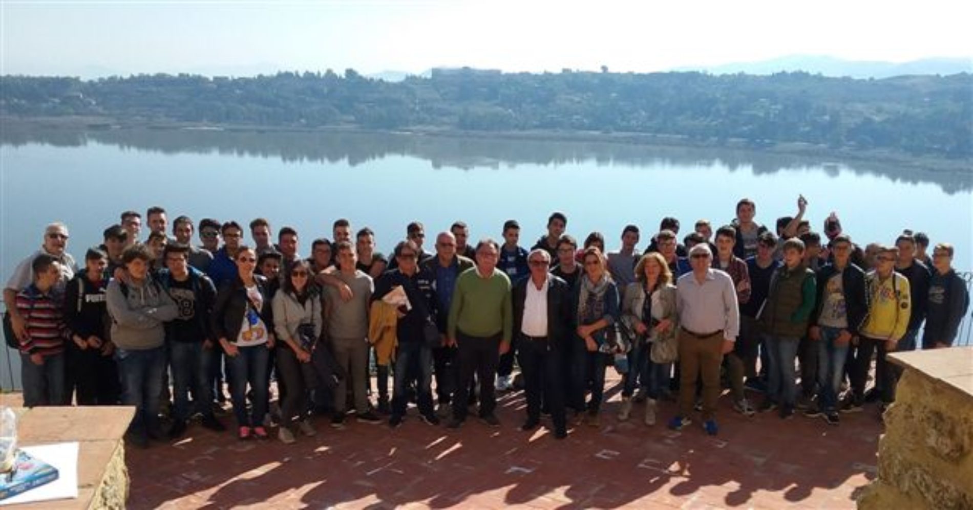 Enna. Gli studenti dell’Agrario a lezione nel campo di germoplasma a Zagaria