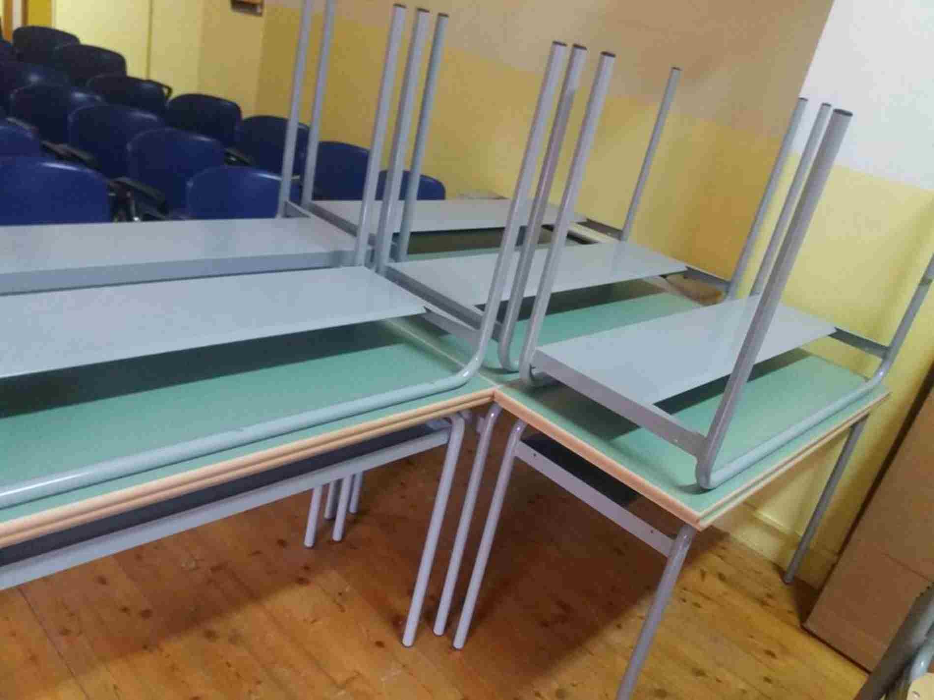 Pietraperzia. Acquistati dal Comune nuovi arredi scolastici