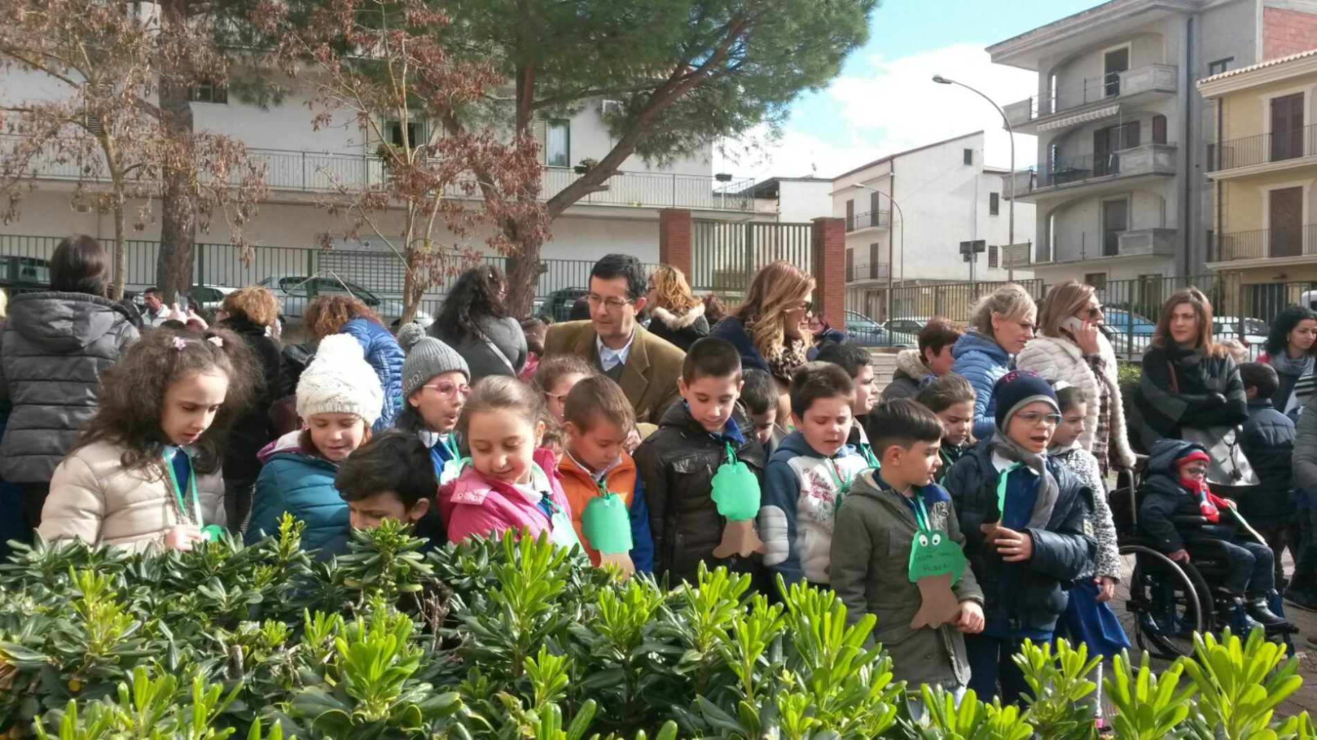 Pietraperzia. Festa dell’ Albero nelle scuole con grande partecipazione di alunni, docenti e genitori