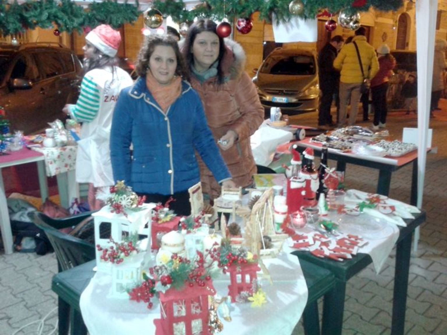 PIETRAPERZIA. Grande successo per i Mercatini di Natale.