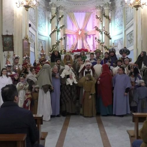 VIDEO / La comunità della chiesa Madre chiude le festività con  “I Vangeli dell’infanzia”