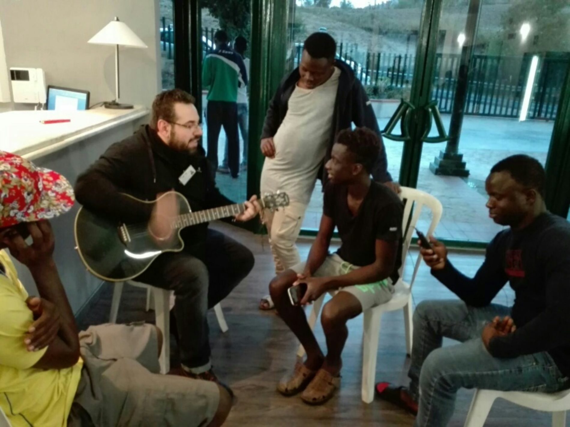 Al “Michele Magone” di Enna laboratori ed intrattenimento musicale per gli ospiti del Cpa