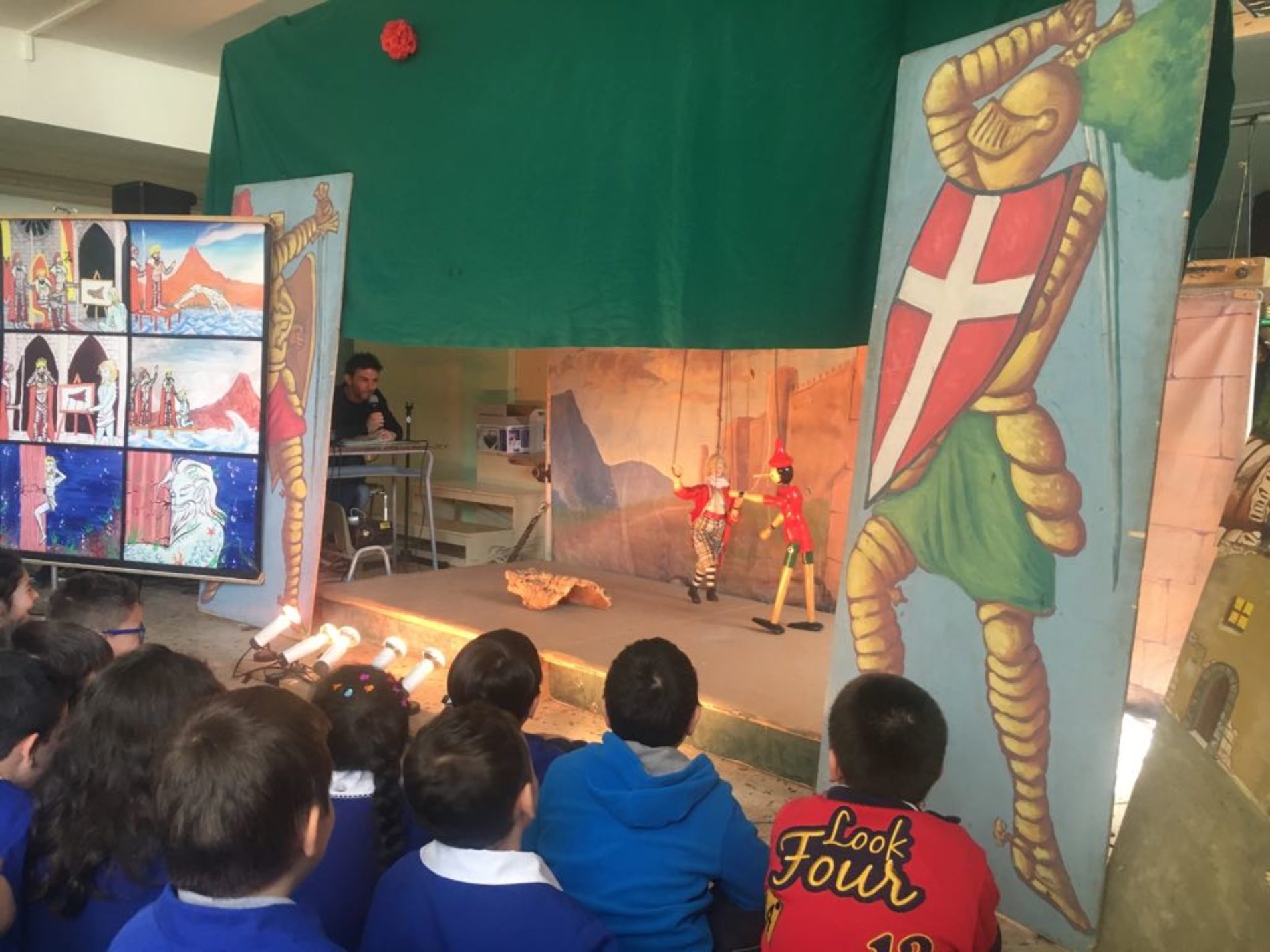 Pietraperzia. Divertimento e risate allo spettacolo delle marionette