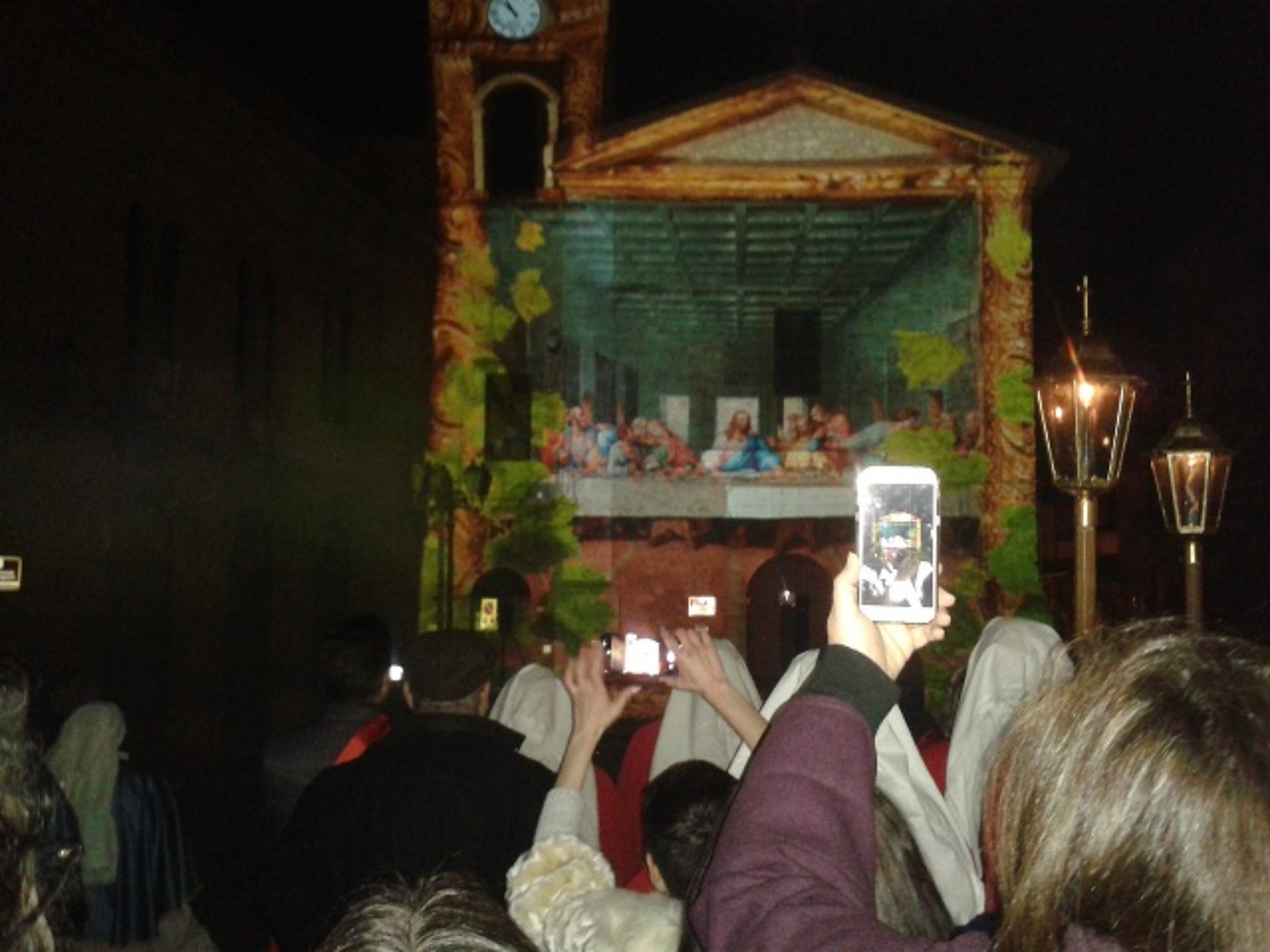 Pietraperzia. Grande spettacolo con i video mapping de “L’Ancontru”