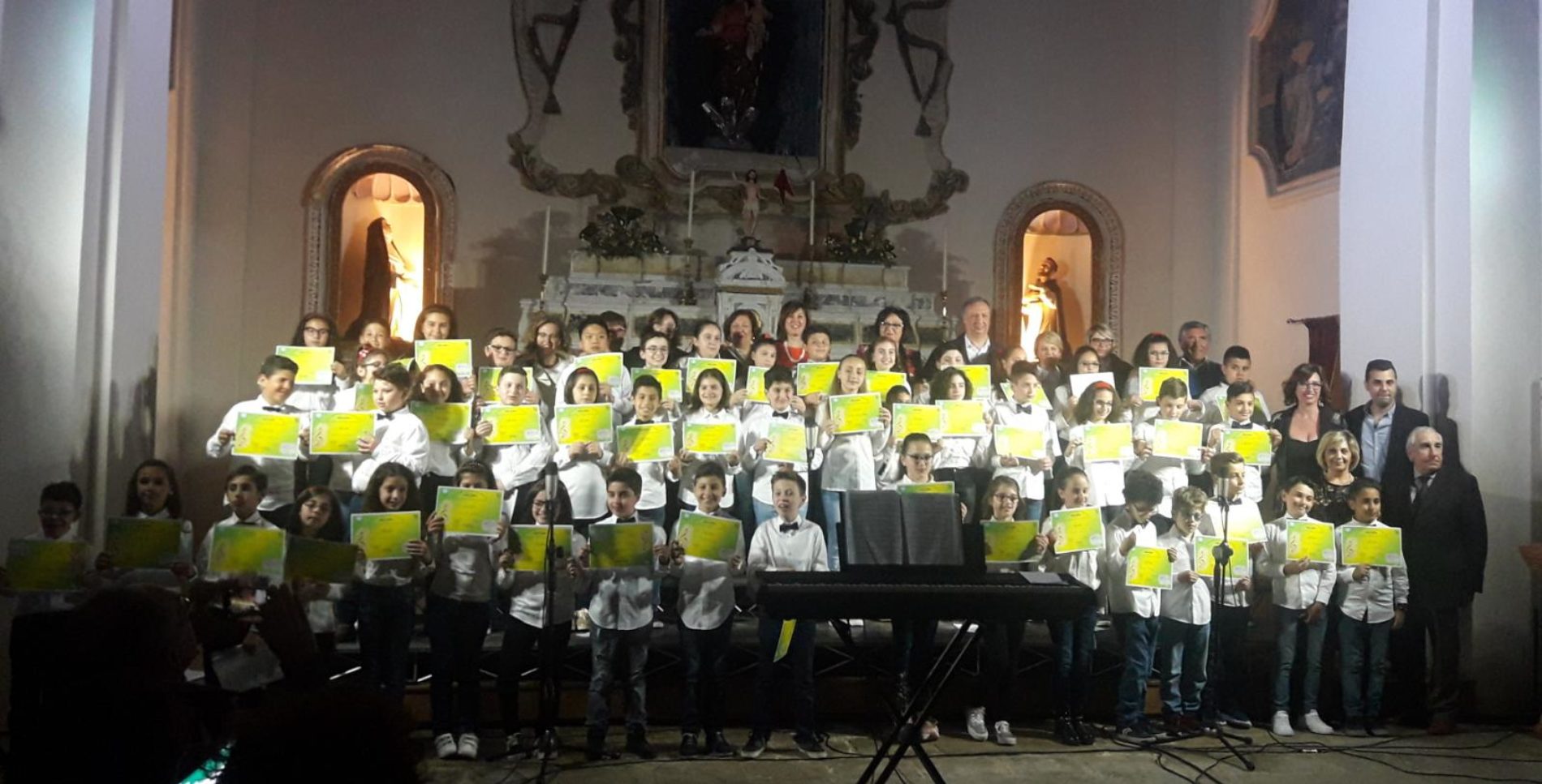 PIETRAPERZIA. Istituto comprensivo Vincenzo Guarnaccia. Grande successo per il coro delle quinte  primaria.