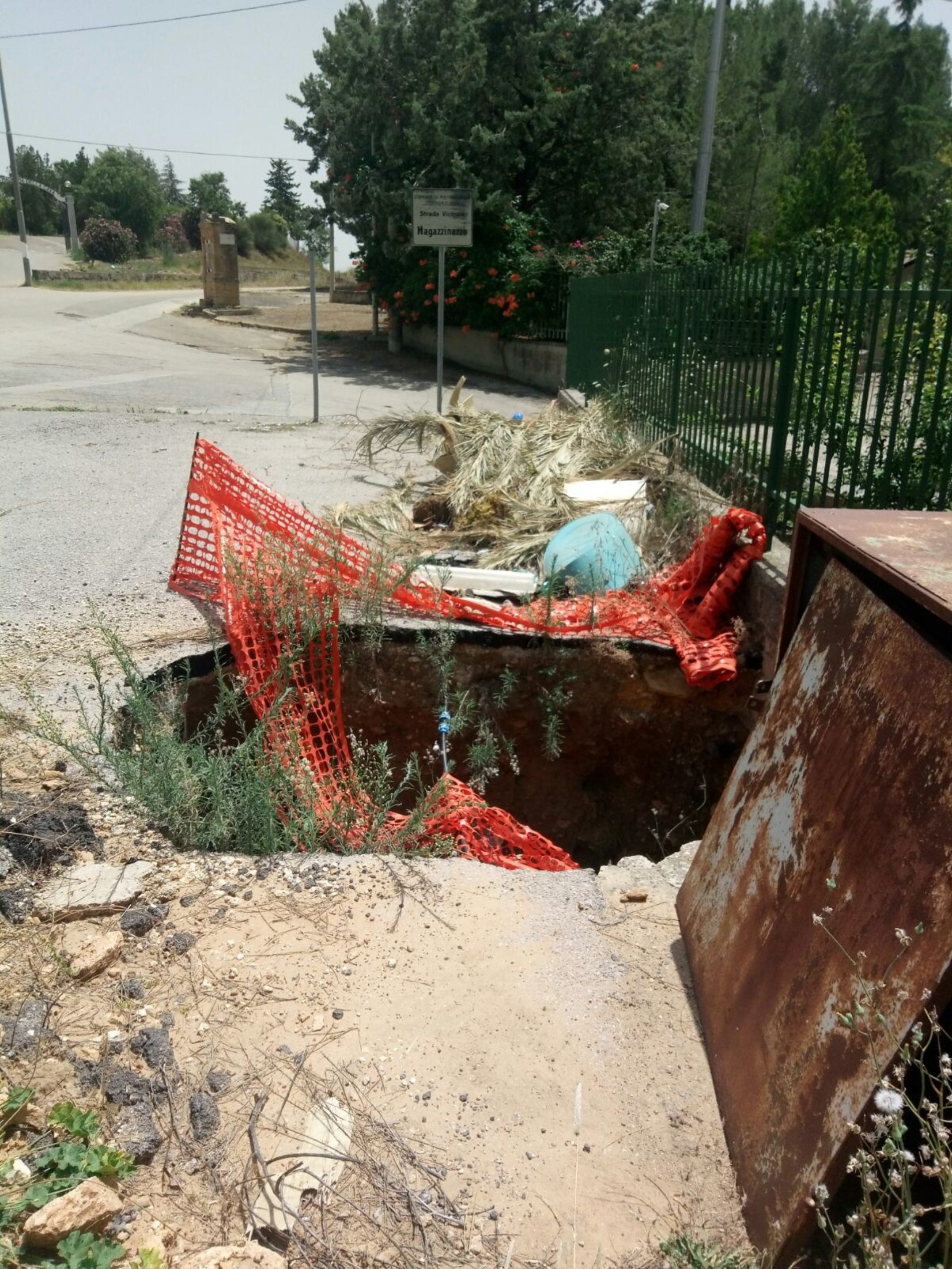 Pietraperzia. Problemi in alcune strade del paese