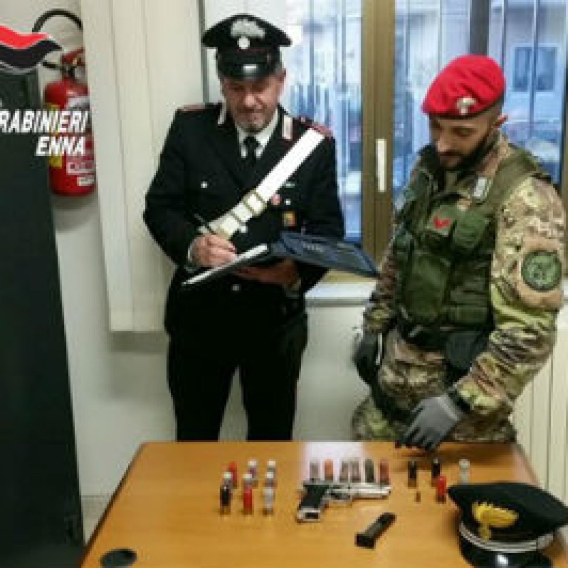 CERAMI / TROINA. Servizio di controllo del territorio. I carabinieri sequestrano armi e droga. Denunciate quattro persone