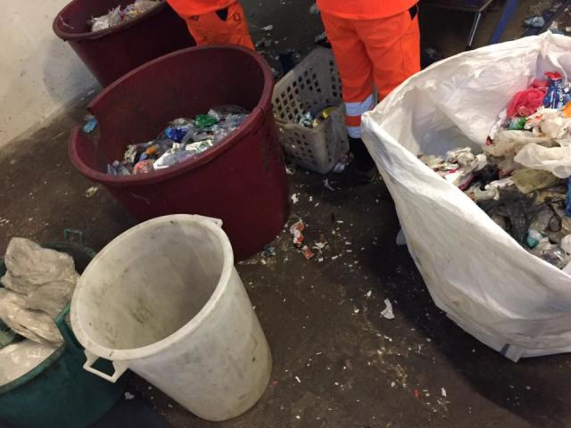 PIETRAPERZIA. Raccolta differenziata ottime notizie. Plastica di eccellente qualità: solo il 6% di rifiuti non conformi. Pietraperzia in prima fascia per la qualità di raccolta differenziata.